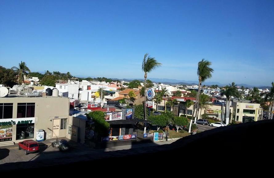 Capital O Zona Dorada Inn, ماساتلان المظهر الخارجي الصورة